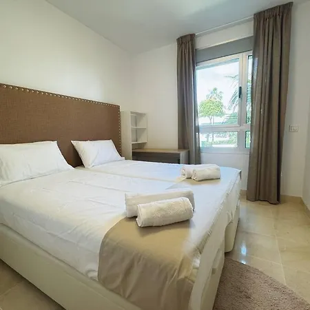 Luxury 3 Bedrooms In Royal Banus! Apartment Marbella